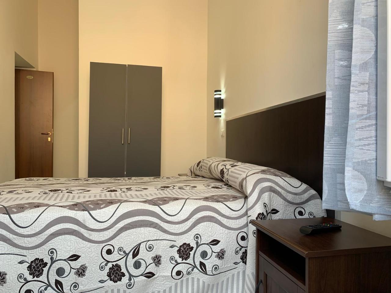 Serena House Rome Bagian luar foto