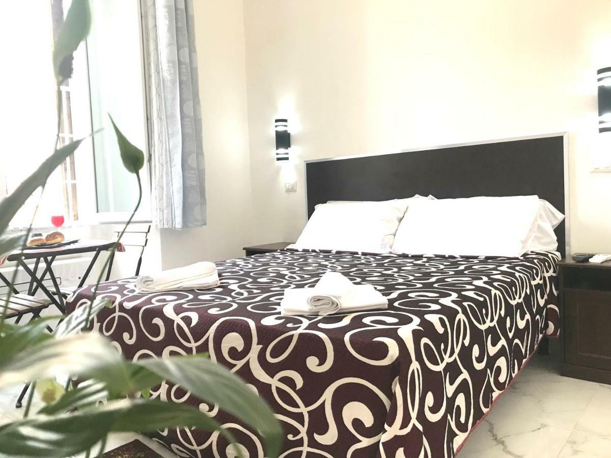 Serena House Rome Bagian luar foto